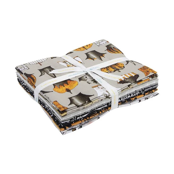 Queen Of We'en 1-Yard Bundle Black