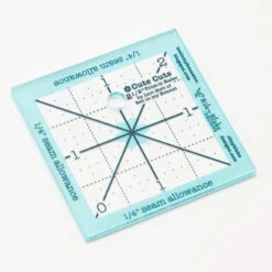 Lori Holt Cute Cuts™ Trim-it™ Ruler 2 1/2" X 2 1/2"