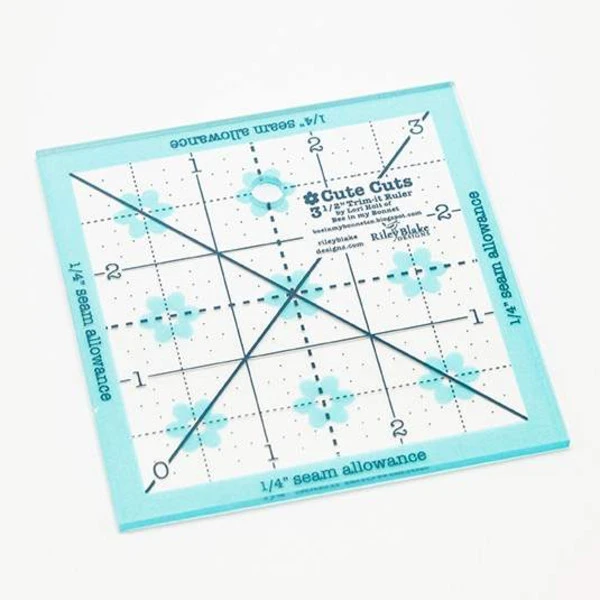 Lori Holt Cute Cuts™ Trim-it™ Ruler 3 1/2" X 3 1/2"