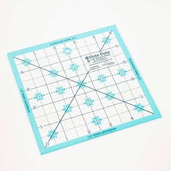Lori Holt Cute Cuts™ Trim-it™ Ruler 5 1/2" X 5 1/2"