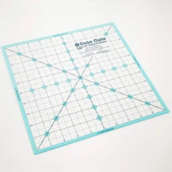 Lori Holt Cute Cuts™ Trim-it™ Ruler 10 1/2" X 10 1/2"